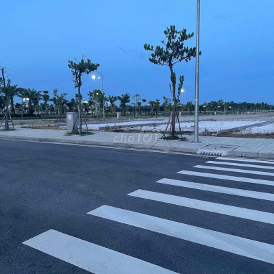 Mặt Tiền đường 30 Đối Diện Trường Học Cạnh Công Viên