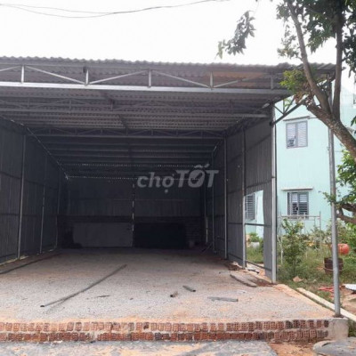 Mặt bằng, kho , xưởng sx. 180m2. Khu lưu niệm võ chí công