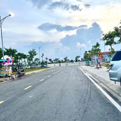 Đất mt đường nhựa 7m5 thích hợp mở văn phòng nhà trọ ở Tam kỳ chỉ 1ty5