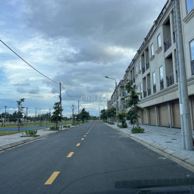 Đất ven biển KĐT Ngọc Dương đường 7m5, hướng Đông Trục thông