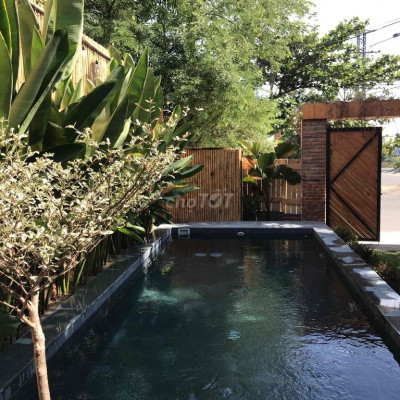 Villa hồ bơi thiết kế tối giản, trang nhã tại Hội An