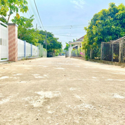 💥Với 817tr_ sở hữu lô đất 105m2 _ Sẵn sổ_Nằm cách quốc lộ 1A 2,5km