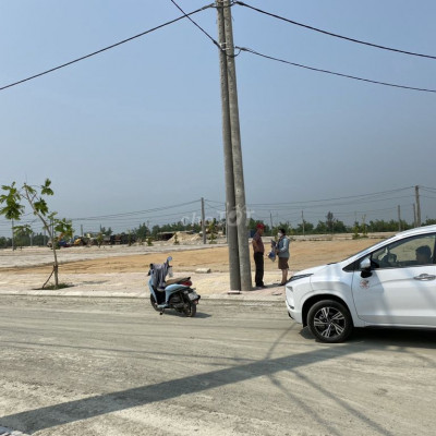 HOT HOT !! ĐẤT VỊ TRÍ ĐẸP GIÁ TỐT NGAY KDT THANH HÀ DT 150m2