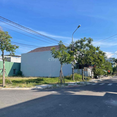 Đất 2 mặt tiền - view công viên - ngay khu adb