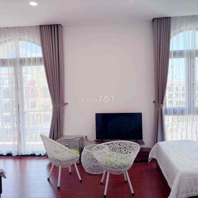 biệt thự hai tầng 4pn ngay trung tâm