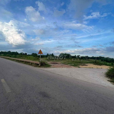 Mặt Tiền QL-14B Đại Hiệp,Đại Lộc giáp Đà Nẵng