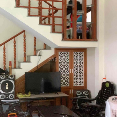 Can ban nhanh căn nha 2 tang gân chợ Ba Lê Câm Thanh 2t860