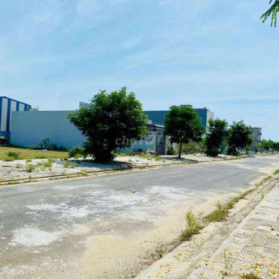 Cần bán đất KDT số 9_ Điện Ngọc