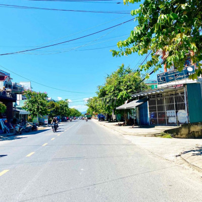 Bán gấp đất đô thị mặt tiền QL1A đông đúc cực đẹp/Bao thuế phí/ 132m2