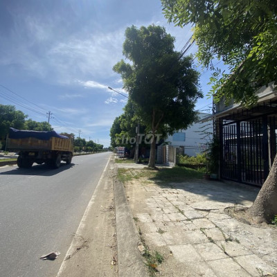 Bán 2 lô liền kề 4ty đường 33 trần phú phường điện thắng trung