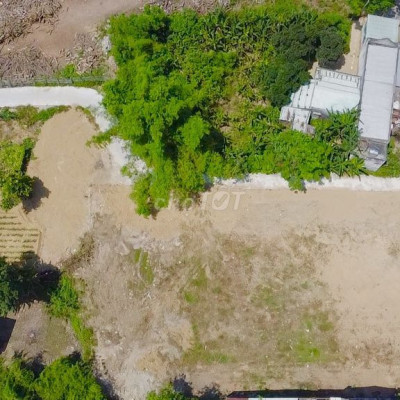 Đất gần Hội An ngang 10m để dành xây vila