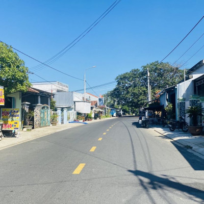 Cần Tiền Bán Gấp Đất Cạnh Chợ Xuyên Tây - Sẵn Sổ - Đường 9m