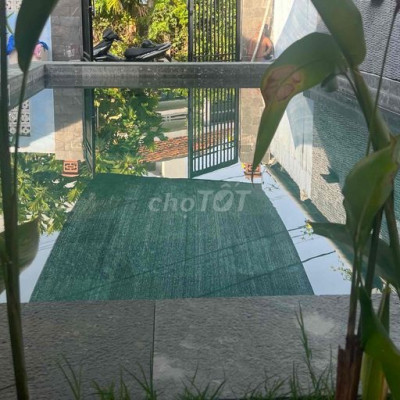 chính chủ cần bán nhà vườn cấp 4, hồ bơi sân vườn rộng