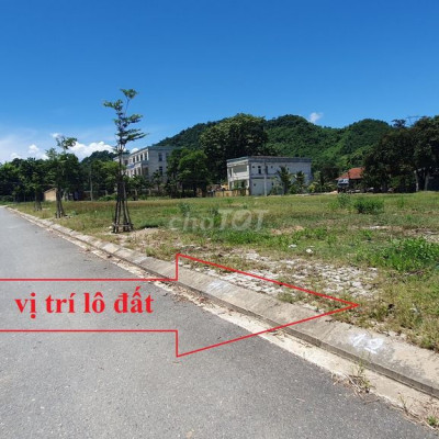 Bán đất thị trấn Thạnh Mỹ, Nam Giang ngay trung tâm giá 570tr sẵn sổ