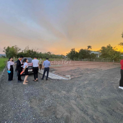 147tr Sở Hữu Đất Thổ cư-Ngay ngã 4 Đại Minh view đông dân cư đông