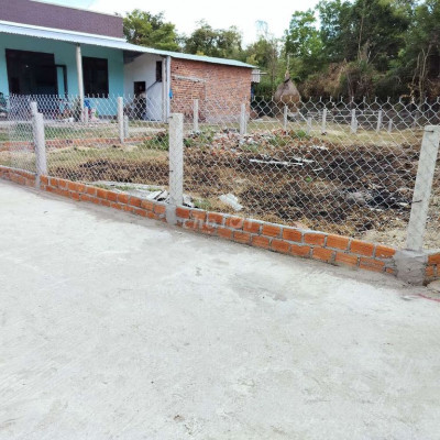 HOT HÓT bán lô 3 mặt tiền ngay trung tâm thị trấn phú Thịnh