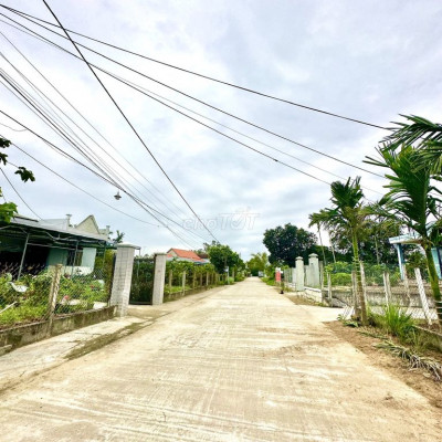 Bán đất gần Đà Nẵng 220m2 ngang 9m chỉ 500 Triệu sổ hồng