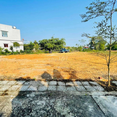 Siêu phẩm đất nền (110m2) Đường 5,5m sổ hồng sẵn mà cách Hòa Xuân 15p