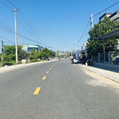 Bán Nhanh 114m2 Mặt Tiền Đường Nhựa Sát Chợ-Cạnh Trường-Giá 790tr