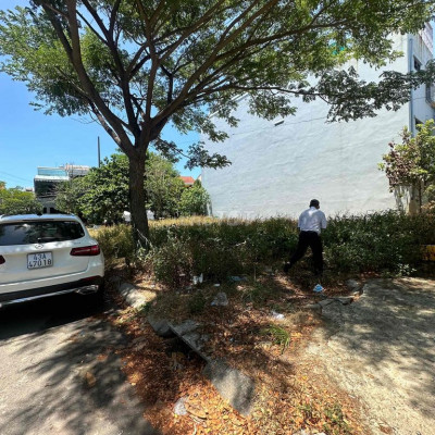 Cho thuê đất Lý Nam Đế, Hội An, đối diện sân vận động, thuận tiện KD