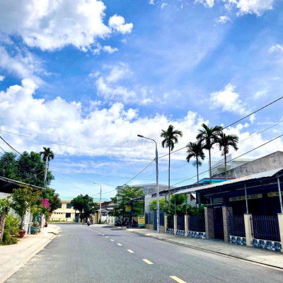 Cần Bán 92m2 Full đất ở. Ngay trung tâm hành chính huyện. sẵn sổ