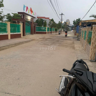 Siêu Phẩm Đường 7,5m, Diện Tích (300)m2 Mà Giá Chỉ 650 triệu