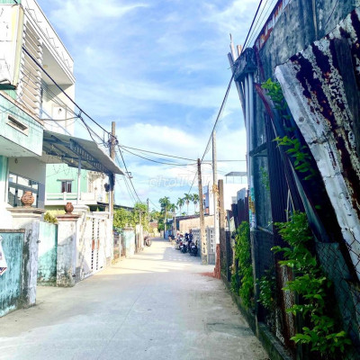 Bán nhanh 150m2 Full đất ở đô thị. Cách QL 1A 800m. Trung tâm thị trấn