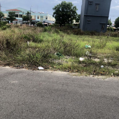 Bán nhanh lô đất đường cù chính Lan ngay phố chợ điện nam trung