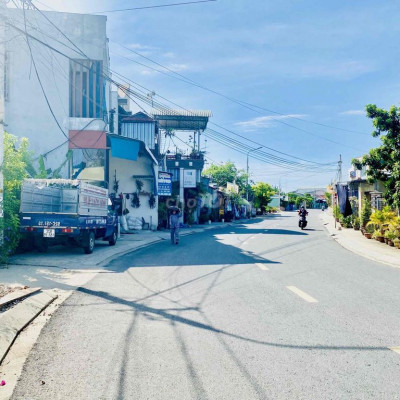 Bán lô đất cách chợ 100m - Đường QH 13,5m - Cạnh trường học