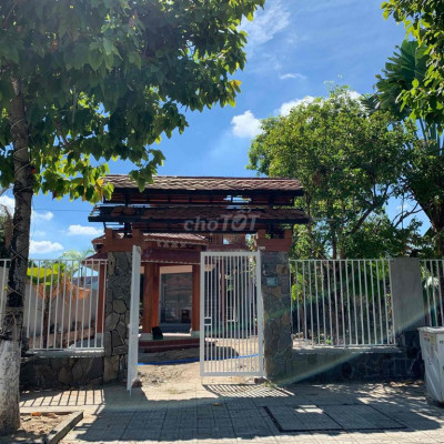 Cần cho thuê mặt tiền đường Hùng Vương, Tam Kỳ