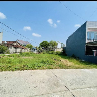 Sẵn Sổ Lô Đường ô tô Nằm Sát Chợ Trung Tâm Dân cư Đông, Cần Tiền Gấp