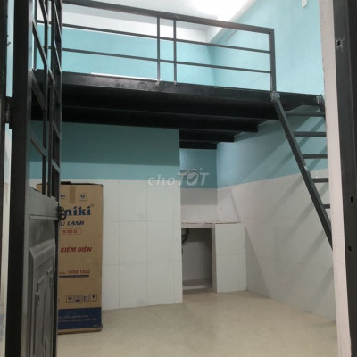 Cho Thuê phòng trọ Sinh Viên sát ĐH FPT, đầy đủ tiện nghi .