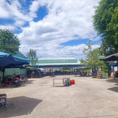 ĐẤT BIỆT THỰ SÁT MẶT TIỀN - ĐƯỜNG NHỰA - NGAY CHỢ TRUNG TÂM - SỔ SẴN