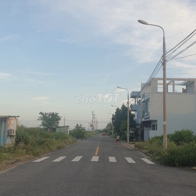 Bán đất trung tâm Thị Trấn Thạnh Mỹ, Nam Giang chỉ 5xxtr/100%