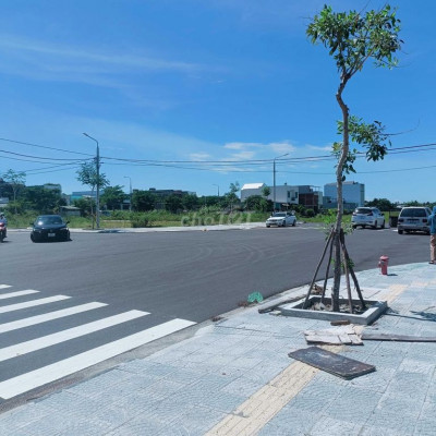 Đất đô thị ngay chợ Vĩnh Điện sạch sẽ thoáng mát giá sụp hầm