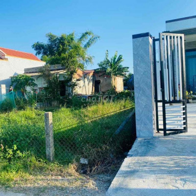 Chính chủ bán đất 5x28 đường 5m giá 570tr chợ lệ trạch đi vào