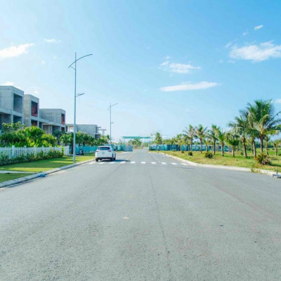 Sụp Hầm 2 Lô Biệt Thự Mặt Sông Chỉ Từ 2 Tỉ