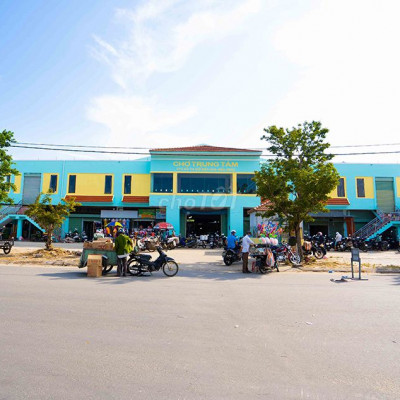 Cần bán lô đất đưởng 27 mét, đối diện chợ đầu mối