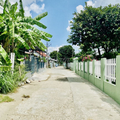 Lô đất ngay cạnh chợ Đình - Gần trường học - Đường ô tô - chỉ 799tr