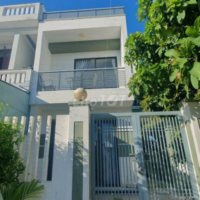 Cho thuê Nhà Mới nguyên căn view sông