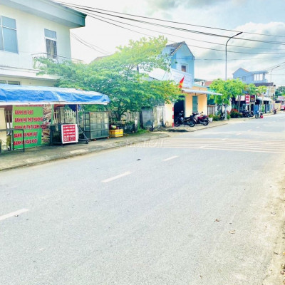 Bán gấp đất gần ngay UBND Huyện - Trung tâm thị trấn Nam Phước chỉ 7xx