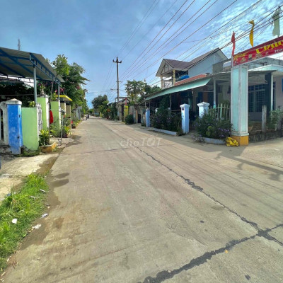 Bán sụp hầm lô góc 2 mặt tiền Điện Thọ Điện Bàn ngang 18 chit con 1080