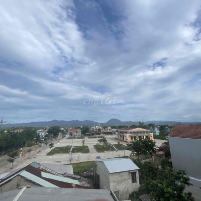 Đất trung tâm xã