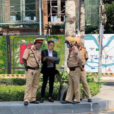 2 lô liền kề gần UBND Đại Lộc và cây cầu mới xây dựng, 121m2, trả 99tr