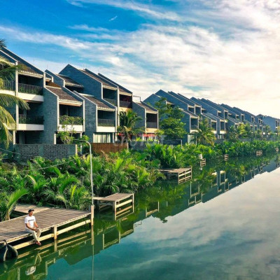 Bán gấp biệt thự view sông Casamia Hội An chỉ 8.xtỷ/căn 240m2