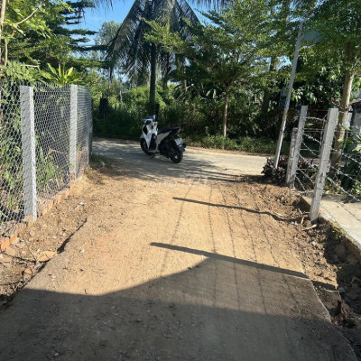 ĐẠI HIỆP GẦN UB XÃ GIÁ CHỈ CÓ 500