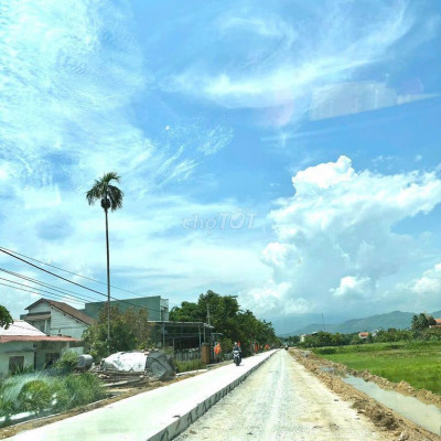 Bán Đất ngay khu du lịch Đầm sen Điện Tiến chỉ 520tr