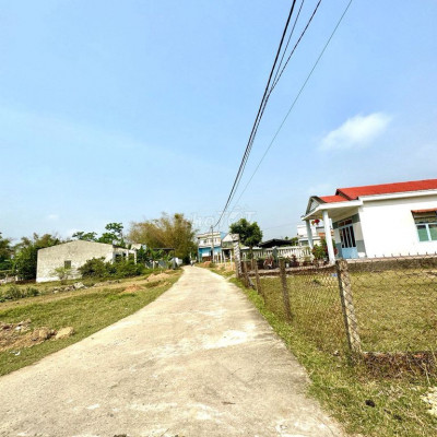 lô 215m2 ven Hòa Tiến Đà Nẵng bán rẻ chỉ 615 triệu bao sổ