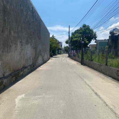 CẦN BÁN BÊ TÔNG CHÍNH 2 MẶT TIỀN TẠI ĐIỆN NGỌC GIÁ 920 triệu