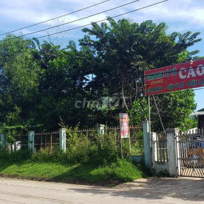 [Chính chủ] Lô đất có sổ đỏ, mặt tiền đường QL, có sẵn 2 nhà, 1 kho.